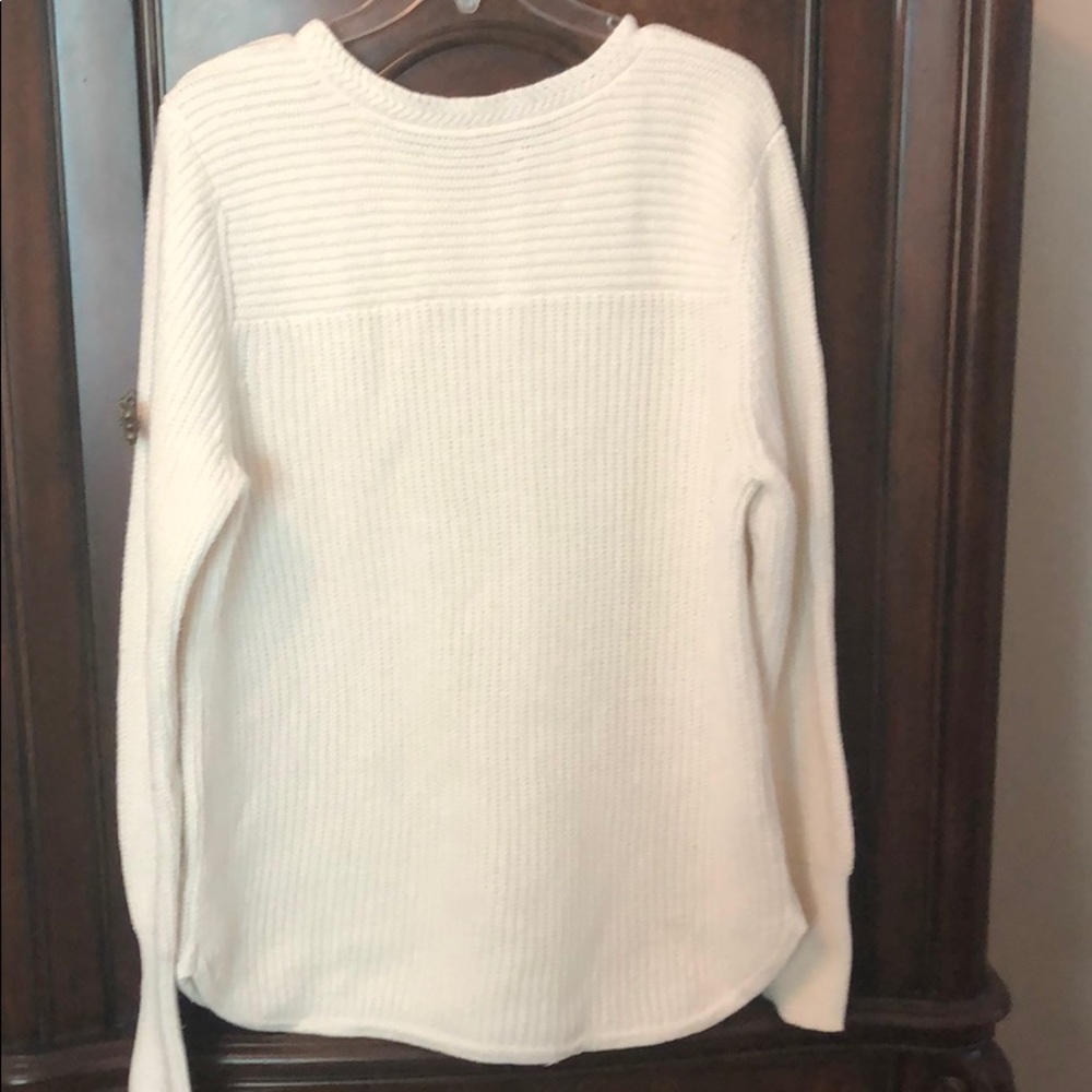 Sweater - Picture 2 of 3